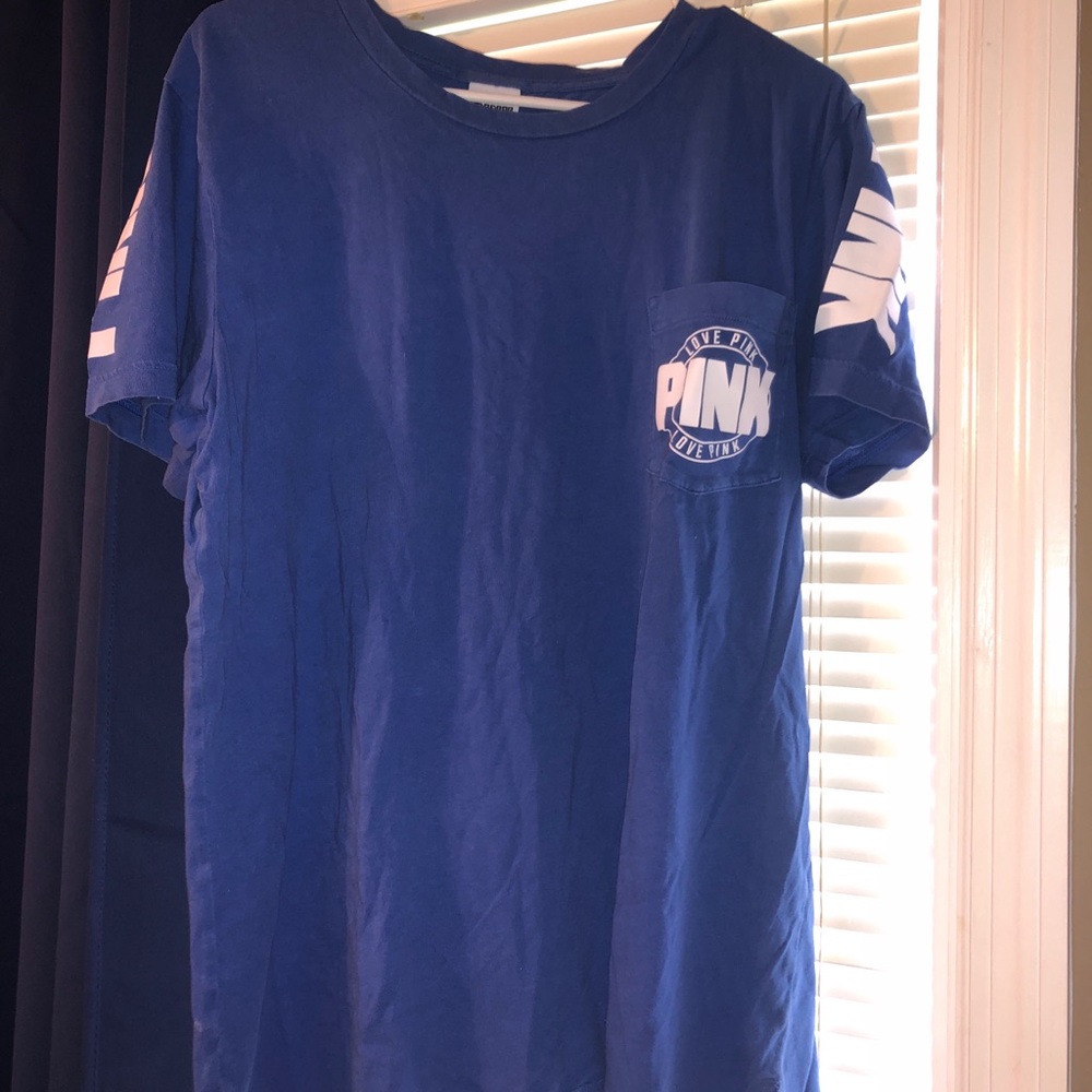 VS PINK POCKET TEE